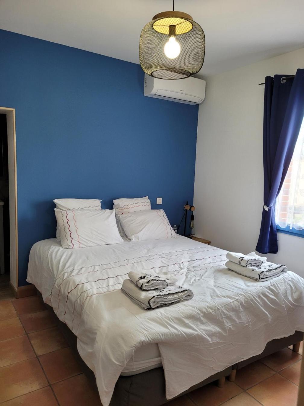 La Halte Des Cedres Apartment Saint-Sulpice  ภายนอก รูปภาพ